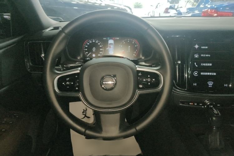 Used Volvo S60 2021 T4 Zhiyuan Luxury Edition Steering Wheel