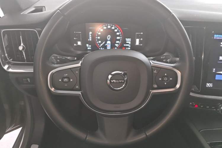 Used Volvo S60 2021 T4 Zhiyi Luxury Edition Steering Wheel