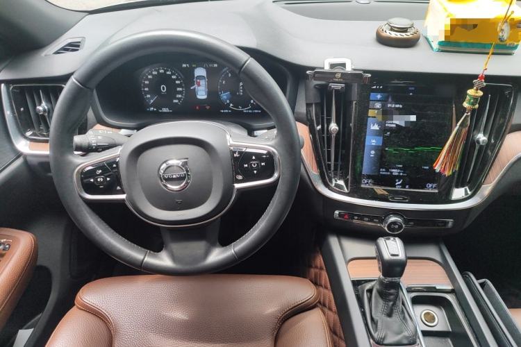 Used Volvo S60 2021 T4 Zhiyuan Luxury Edition Steering Wheel