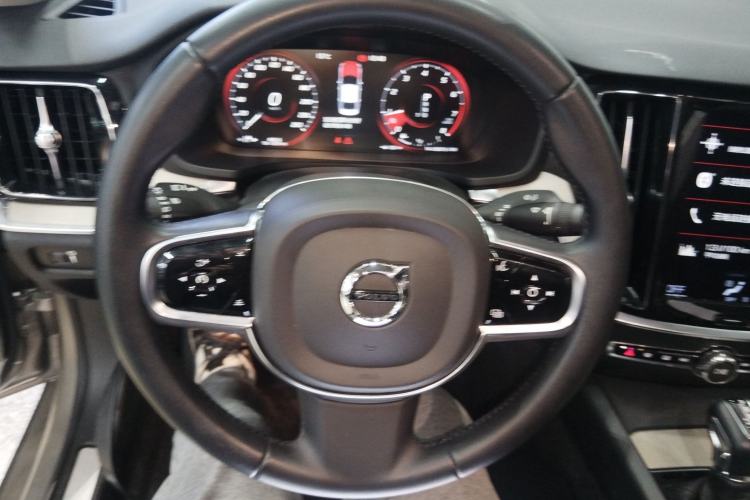 Used Volvo S60 2021 T4 Zhiyuan Luxury Edition Steering Wheel