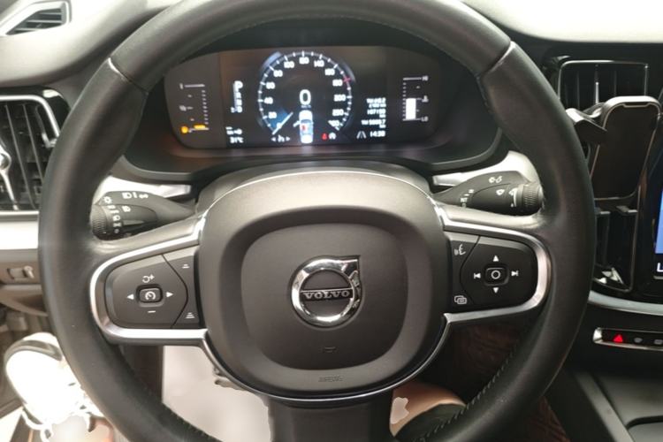 Used Volvo S60 2021 T4 Zhiyi Luxury Edition Steering Wheel