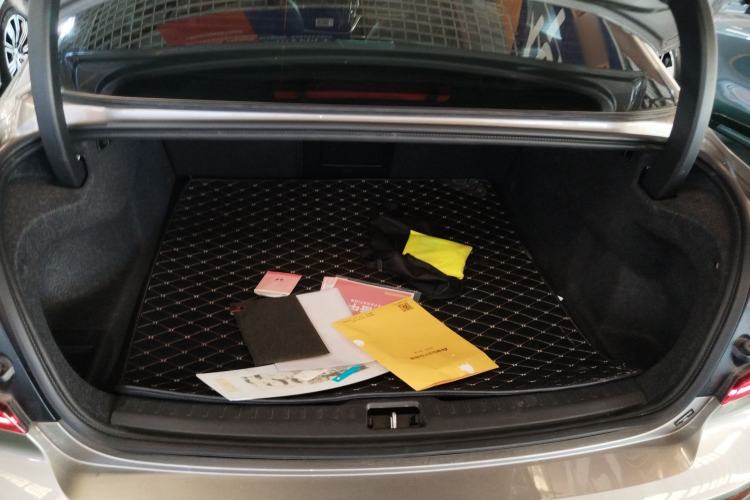 Used Volvo S60 2021 T4 Zhiyi Luxury Edition Trunk
