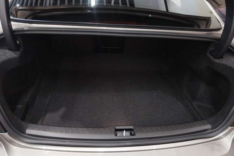 Used Volvo S60 2021 T4 Zhiyuan Luxury Edition Trunk