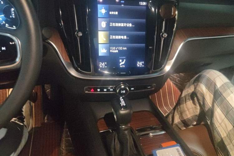Used Volvo S60 2021 T4 Zhiyuan Luxury Edition Audio And AC Panel