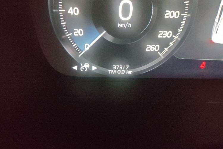 Used Volvo S60 2021 T4 Zhiyuan Luxury Edition Odometer Close Up