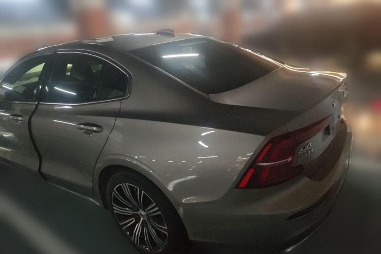 Used Volvo S60 2021 T4 Zhiyuan Luxury Edition Rear Left 45 Deg