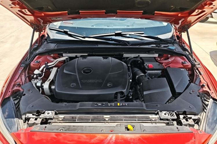 Used Volvo S60 2021 T3 SmartDrive Luxury Edition Engine Bay