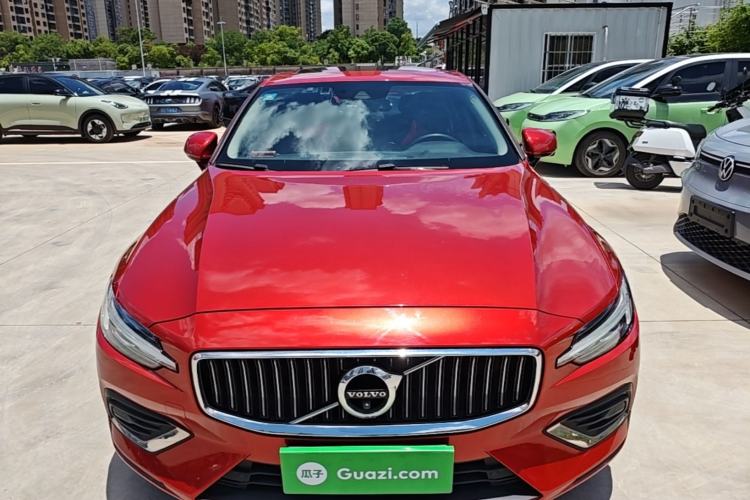 Used Volvo S60 2021 T3 SmartDrive Luxury Edition Front