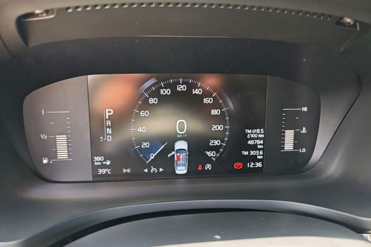 Used Volvo S60 2021 T3 SmartDrive Luxury Edition Instrument Cluster