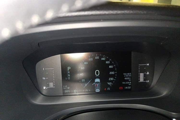 Used Volvo S60 2021 T3 SmartDrive Luxury Edition Instrument Cluster