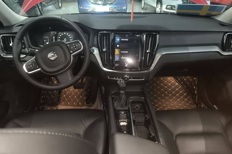Used Volvo S60 2021 T4 Zhiyi Luxury Edition Interior 2