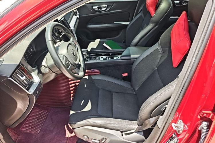 Used Volvo S60 2021 T3 SmartDrive Luxury Edition Left Front Seat