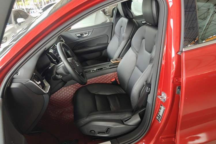 Used Volvo S60 2021 T4 Zhiyi Luxury Edition Left Front Seat