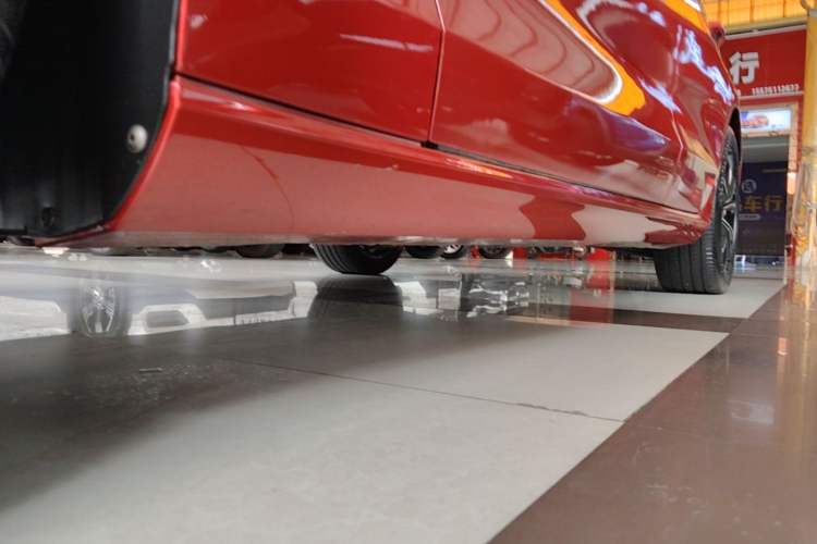 Used Volvo S60 2021 T4 Zhiyi Luxury Edition Left Side Sill