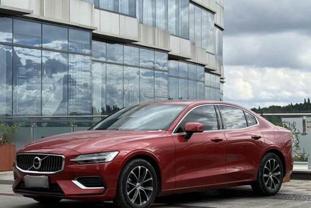 Used Volvo S60 2021 T4 Zhiyi Luxury Edition