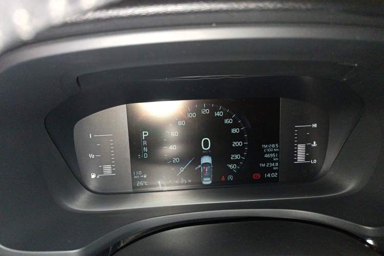 Used Volvo S60 2021 T3 SmartDrive Luxury Edition Odometer Close Up