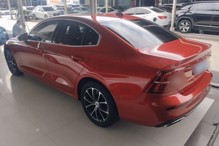 Used Volvo S60 2021 T4 Zhiyi Luxury Edition Rear Left 45 Deg