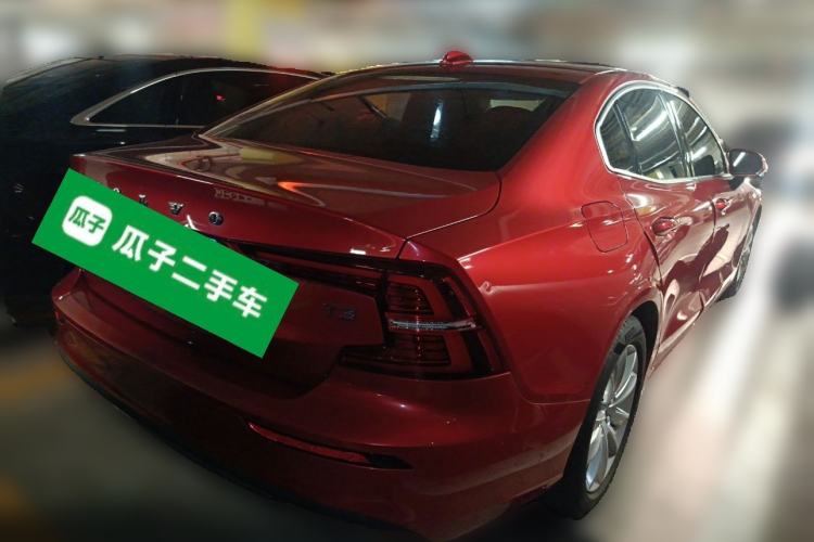 Used Volvo S60 2021 T3 SmartDrive Luxury Edition Rear Right 45 Deg