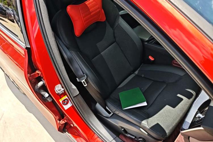 Used Volvo S60 2021 T3 SmartDrive Luxury Edition Right Front Seat