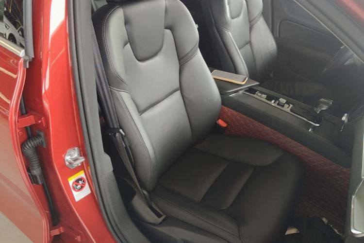 Used Volvo S60 2021 T4 Zhiyi Luxury Edition Right Front Seat