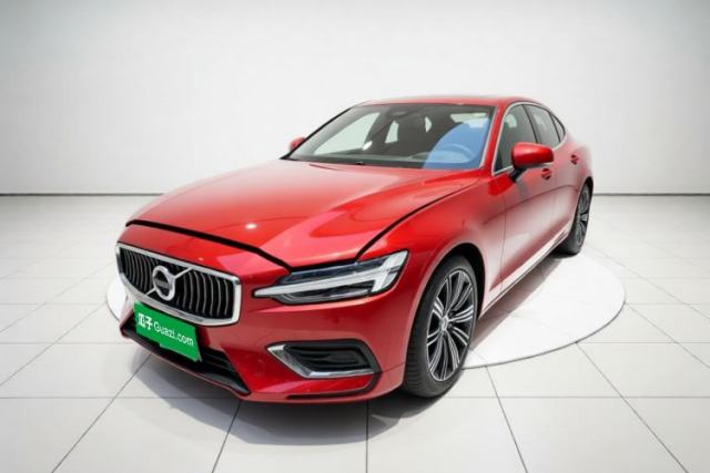 Volvo S60 2021 T4 Zhiyuan Luxury Edition usado