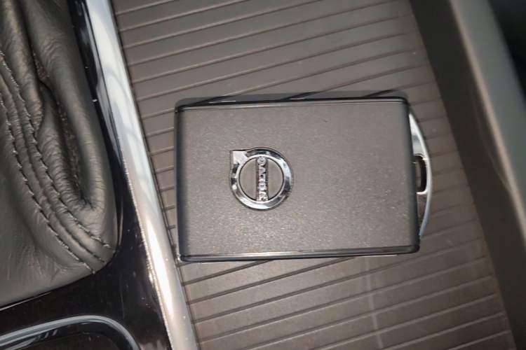 Used Volvo S60 2021 T4 Zhiyi Luxury Edition Vehicle Key