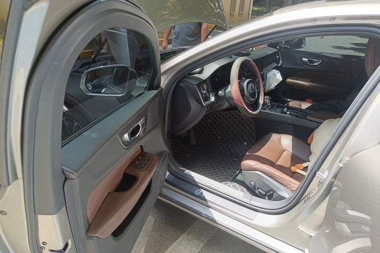 Used Volvo S60 2021 T4 Zhiyi Luxury Edition Driver Seat