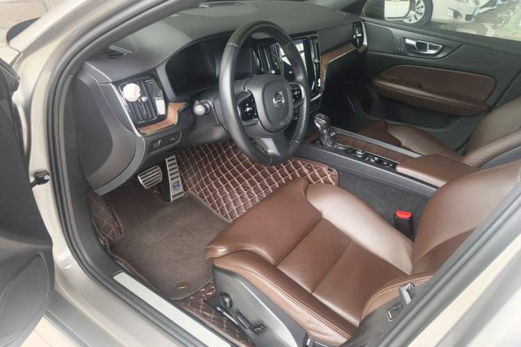 Used Volvo S60 2021 T4 Zhiyuan Luxury Edition Driver Seat