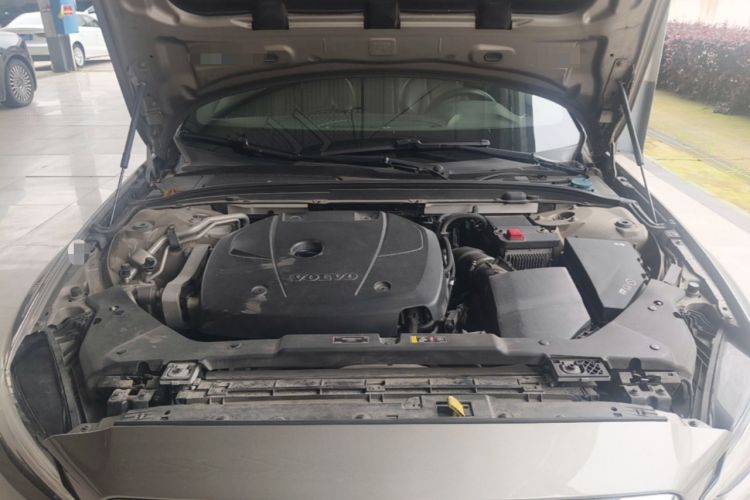 Used Volvo S60 2021 T4 Zhiyuan Luxury Edition Engine Bay