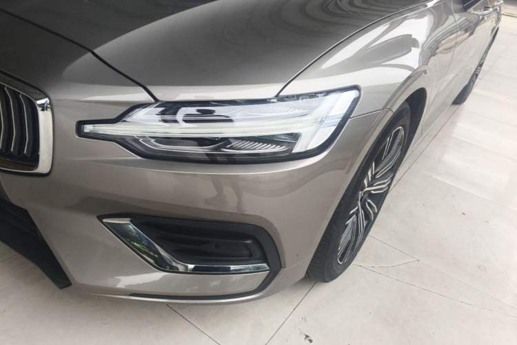 Used Volvo S60 2021 T4 Zhiyuan Luxury Edition Left Front Headlight