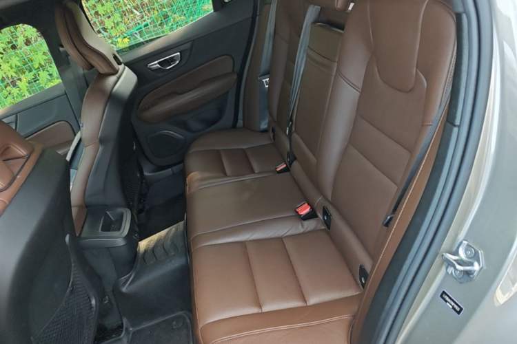 Used Volvo S60 2021 T4 Zhiyuan Luxury Edition Left Rear Seat