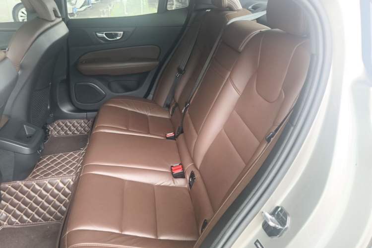 Used Volvo S60 2021 T4 Zhiyuan Luxury Edition Left Rear Seat