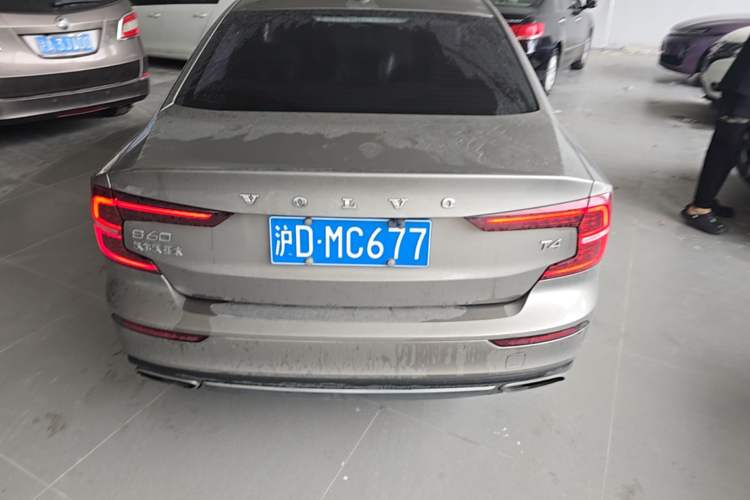 Used Volvo S60 2021 T4 Zhiyuan Luxury Edition Rear