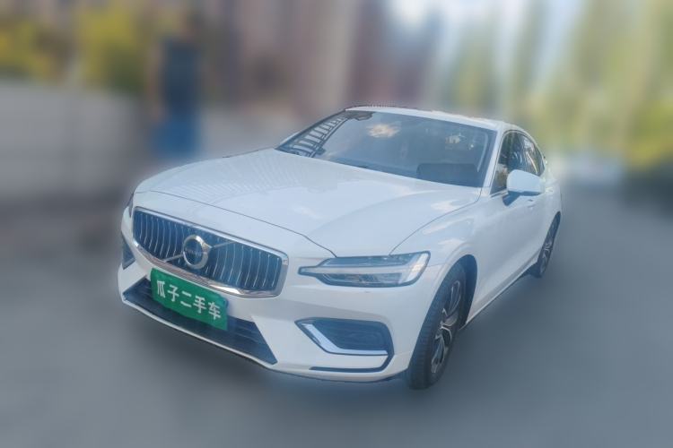 Used Volvo S60 2021 T4 Zhiyi Luxury Edition Guazi used car, China used car export, Used car for sale, Used  cars, Cheapest cars for sale