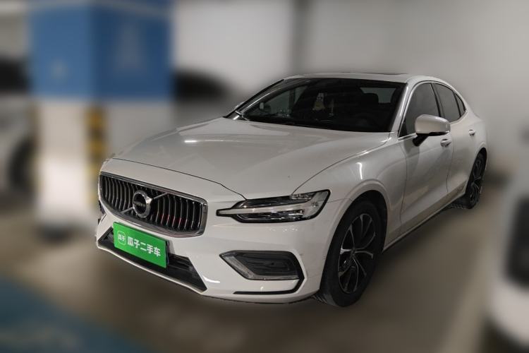 Used Volvo S60 2021 T4 Zhiyi Luxury Edition Guazi used car, China used car export, Used car for sale, Used cars, Cheapest cars for sale