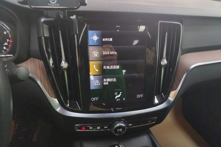 Used Volvo S60 2021 T4 Zhiyuan Luxury Edition Audio And AC Panel