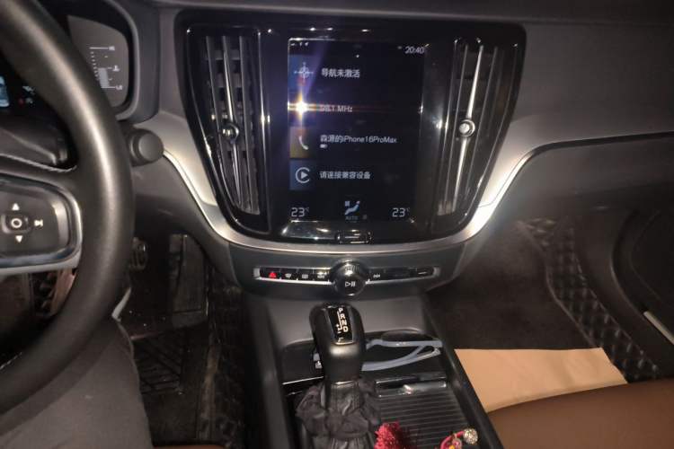 Used Volvo S60 2021 T4 Zhiyi Luxury Edition Audio And AC Panel