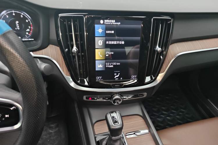 Used Volvo S60 2021 T4 Zhiyuan Luxury Edition Audio And AC Panel