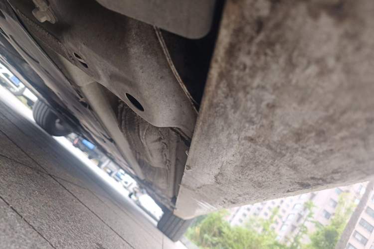 Used Volvo S60 2021 T4 Zhiyuan Luxury Edition Chassis Front Left
