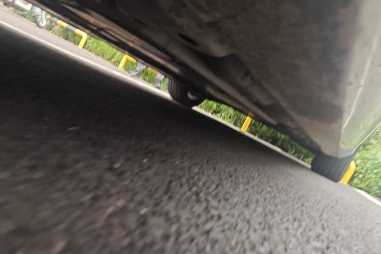 Used Volvo S60 2021 T4 Zhiyuan Sport Edition Chassis Front Left