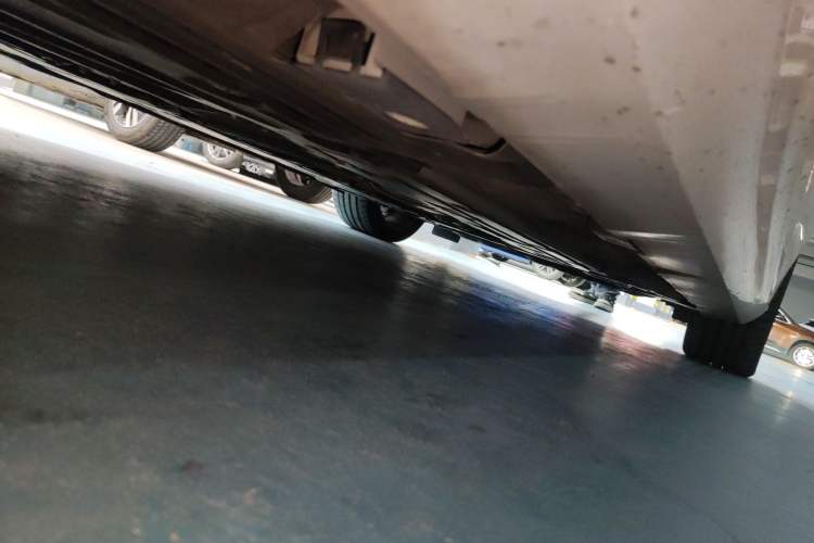 Used Volvo S60 2021 T4 Zhiyi Luxury Edition Chassis Front Right