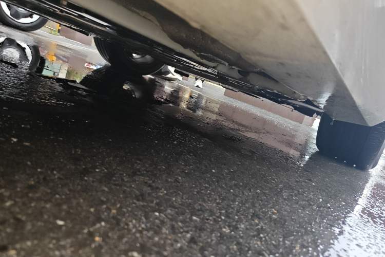 Used Volvo S60 2021 T4 Zhiyuan Luxury Edition Chassis Front Right