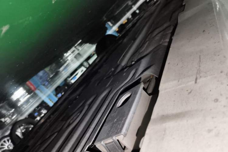 Used Volvo S60 2021 T4 Zhiyi Luxury Edition Chassis Rear Left