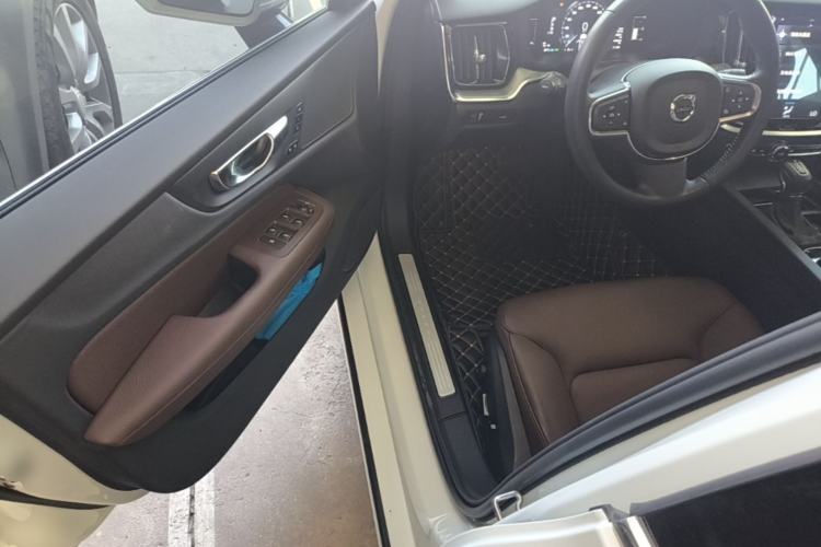 Used Volvo S60 2021 T4 Zhiyi Luxury Edition Driver Seat