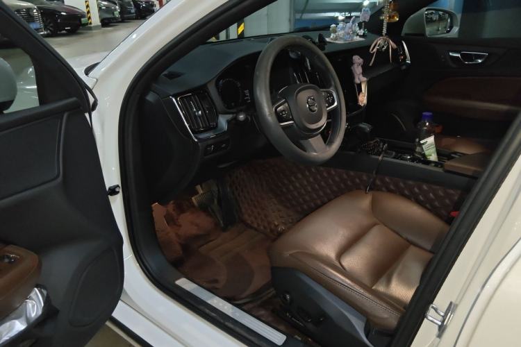 Used Volvo S60 2021 T4 Zhiyi Luxury Edition Driver Seat