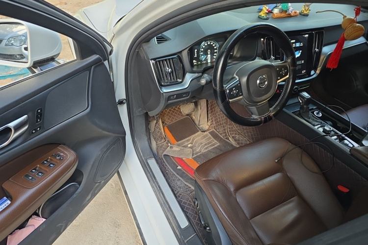 Used Volvo S60 2021 T4 Zhiyi Luxury Edition Driver Seat