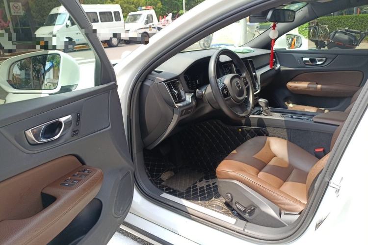 Used Volvo S60 2021 T4 Zhiyi Luxury Edition Driver Seat
