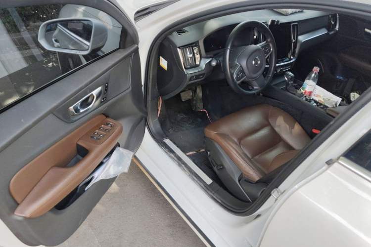 Used Volvo S60 2021 T4 Zhiyi Luxury Edition Driver Seat