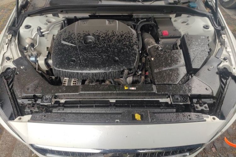 Used Volvo S60 2021 T4 Zhiyi Luxury Edition Engine Bay