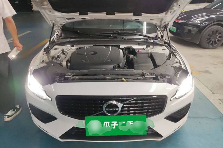 Used Volvo S60 2021 T4 Zhiyi Luxury Edition Engine Bay